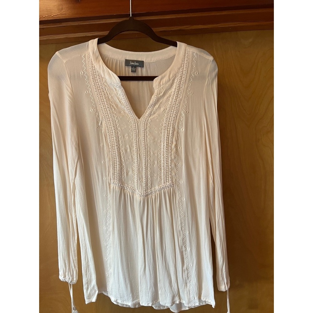 Neiman Marcus Peasant Top L Cream Embroidered Tassel Long Sleeve Boho Blouse